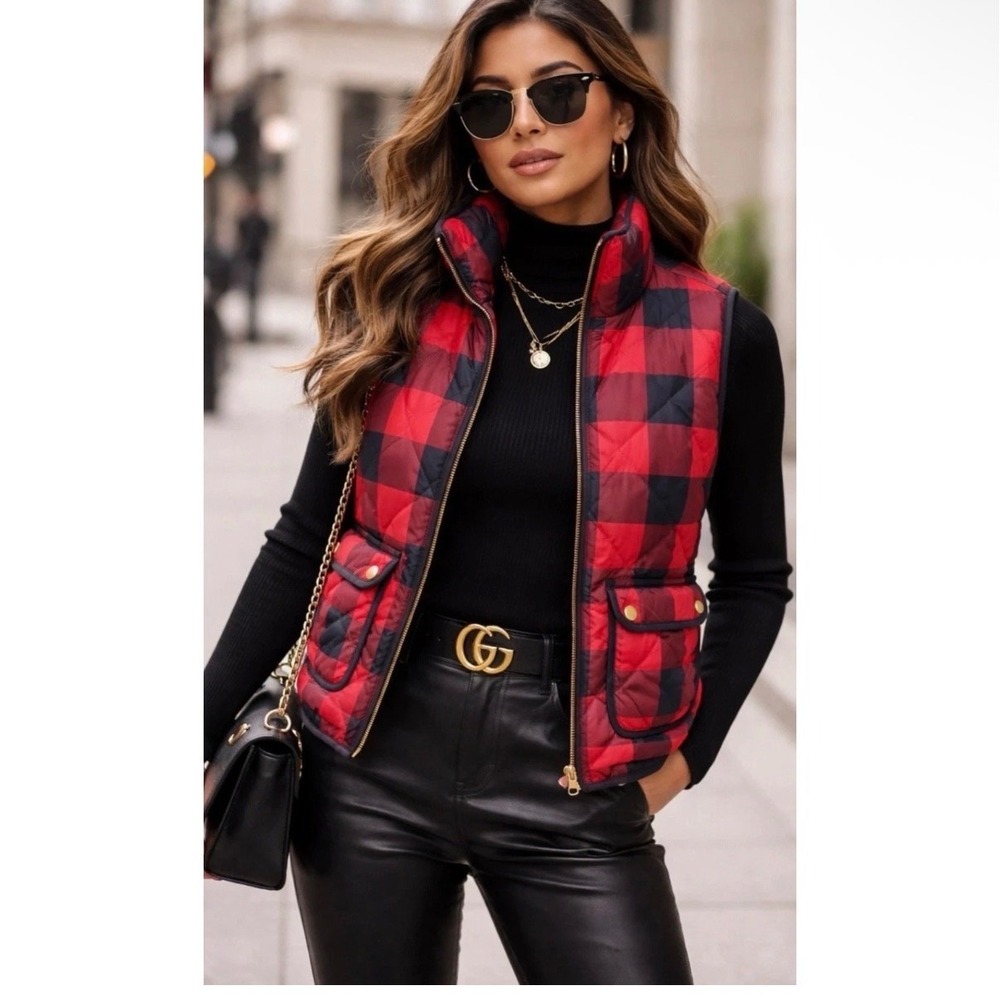 J Crew Quilted Down Puffer Vest Womens Small Red Plaid Preppy Classic Equestrian